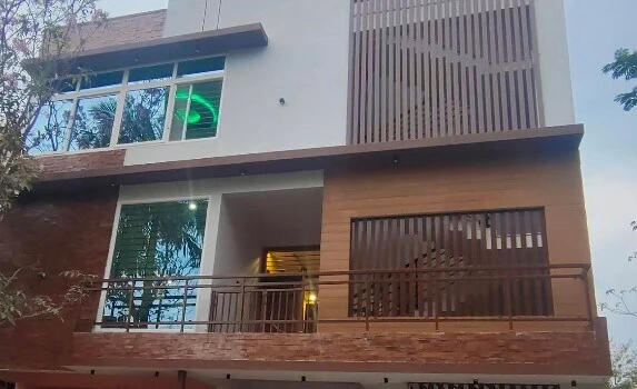 Sanshreefood's Exterior