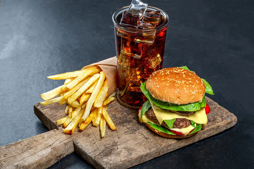 how to avoid eating junk food